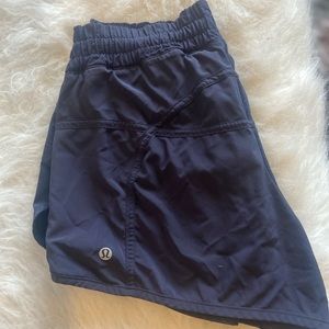 Lululemon tracker short